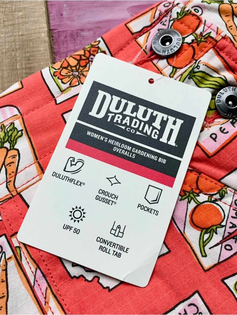 NWT Duluth Medium x31L Heirloom Gardening Bib Overalls Coral Seed Packets Farm - Picture 5 of 9